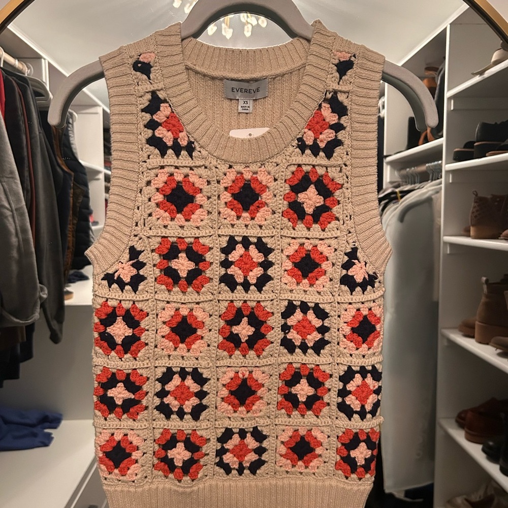 NWT Evereve crochet tank top XS